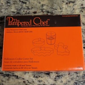 Pampered Chef Halloween Cookie Cutter Set - Orange and Black